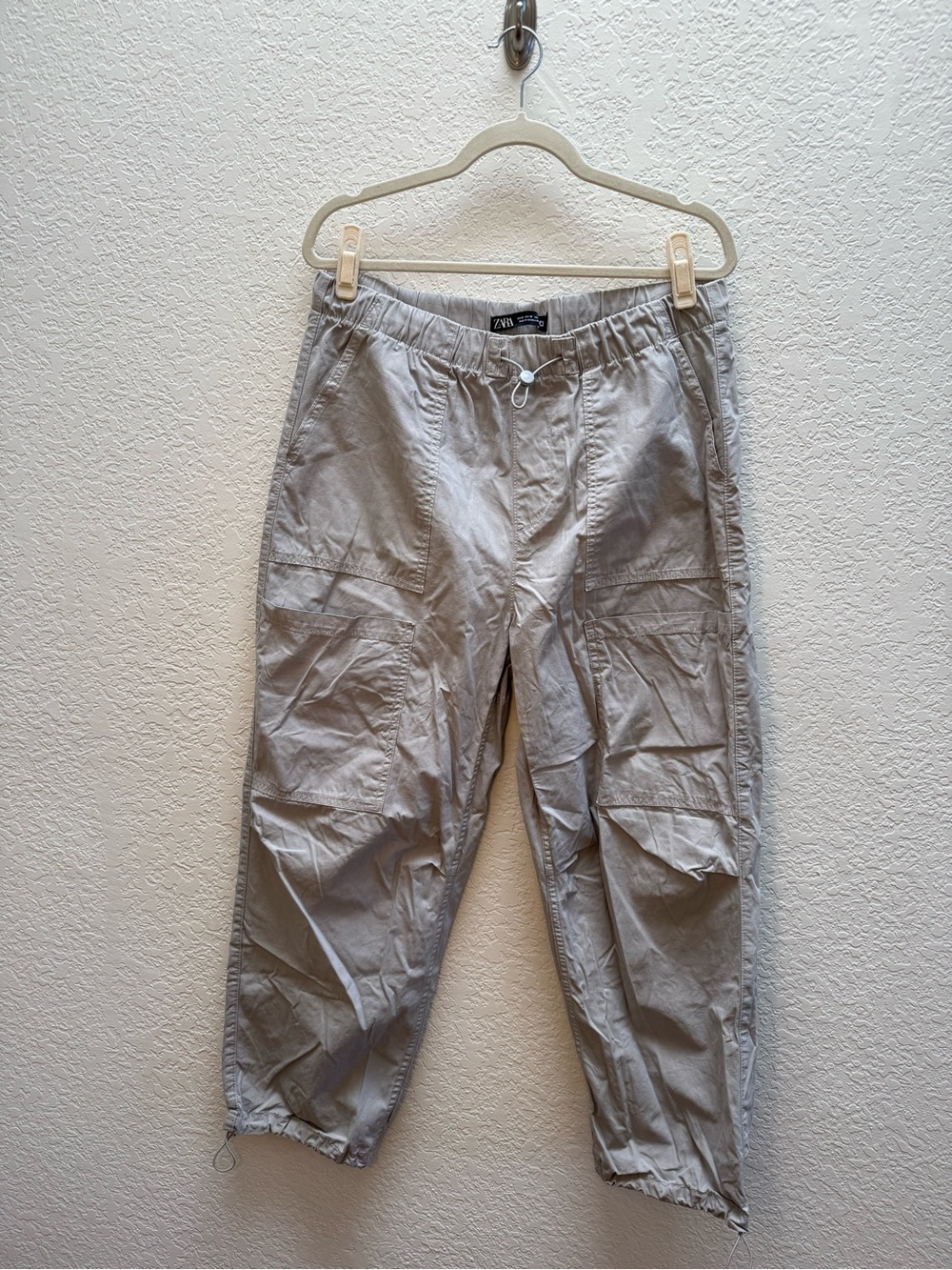 Zara Man Light Gray Cargo Parachute Pants